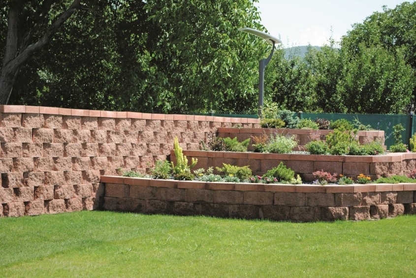 Jardiniere inedite care adaugă stil spațiului exterior