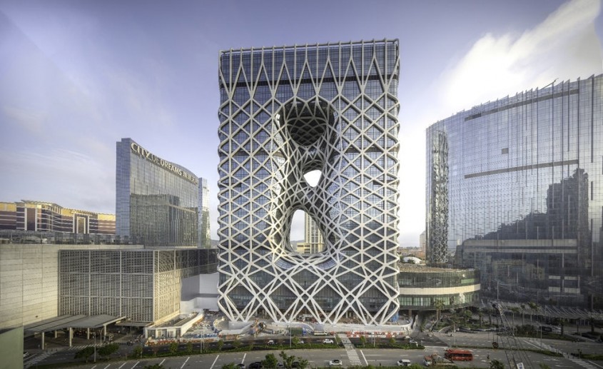 Hotelul Morpheus,  Macao (China) - Zaha Hadid Architects