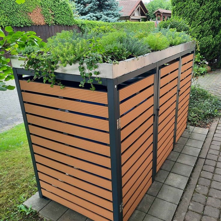 Mobilier urban sustenabil: De ce orașele moderne aleg produsele WPC