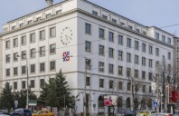 Lucrări de placare cu piatră naturală la Banca Română de Credite și Investiții