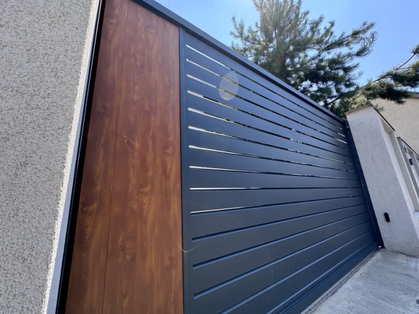 Aluminiu cu imitație de lemn – durabilitate și eleganță naturală