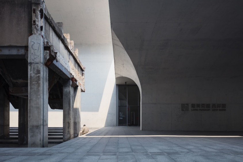 <b>Long Museum West Bund, Shanghai, China - Pawel Paniczko (Marea Britanie)</b>