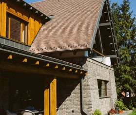 Amenajare casă &icirc;n Cluj: Utilizarea cărămizii aparente pentru un design armonios