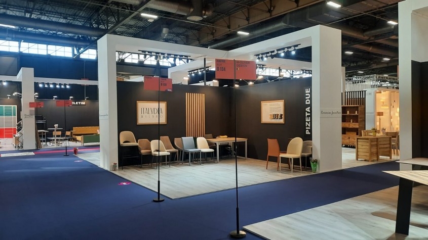 Designeri de mobilier din România expun la Paris cele mai noi colecții de mobilier și accesorii