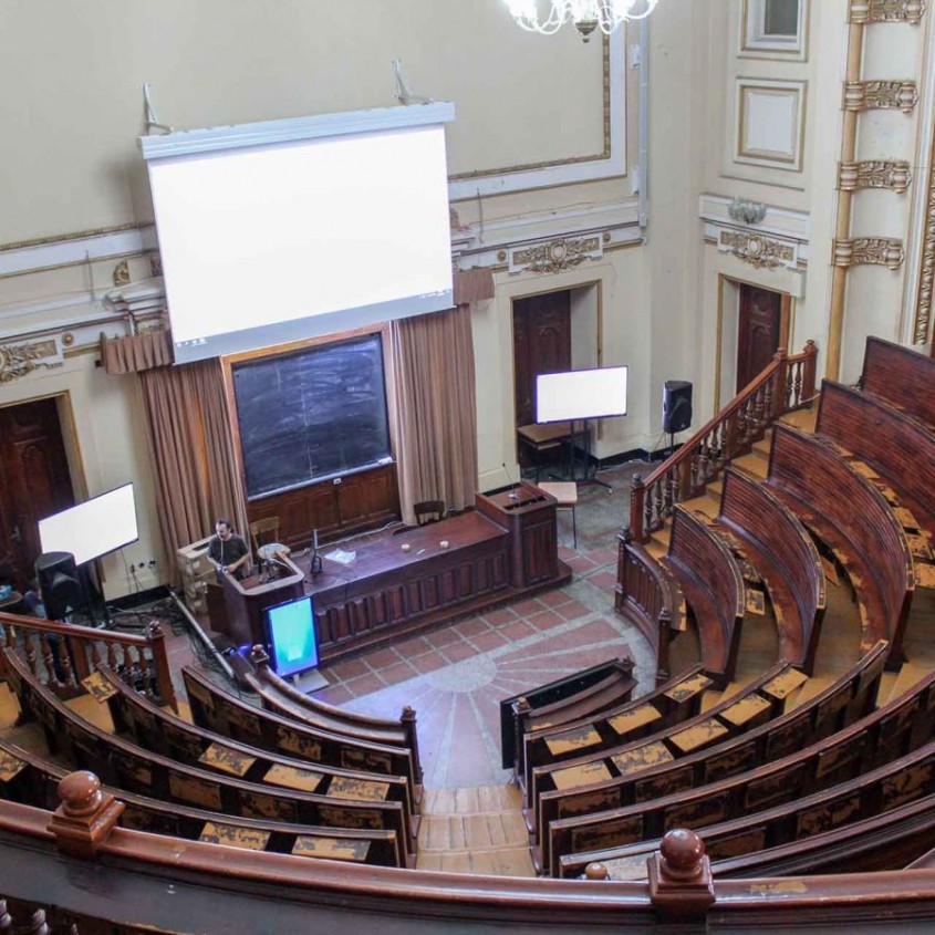 Aula UMF Carol Davila - București