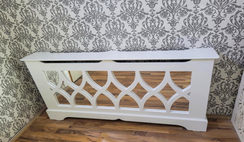 Eleganță în decorul de interior cu măștile de calorifer decupate în CNC de la ParavaneDecorative.ro