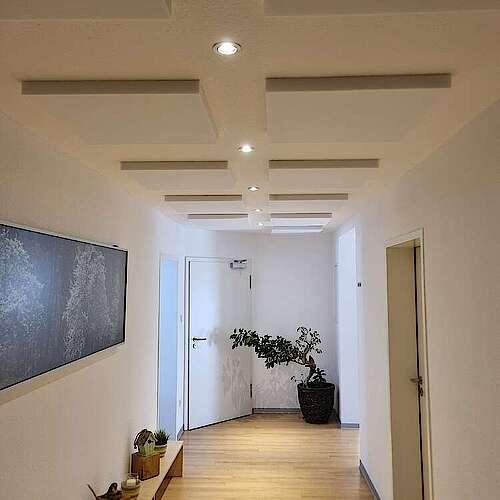 Cum reduci zgomotul într-un apartament Studiu de caz cu soluții pentru pereți tavane și încălzire în