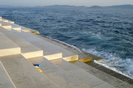 Orga mării sau cum creează valurile și vântul muzică pe țărmul Mării Adriatice 