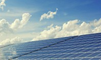 Comparatie între panourile fotovoltaice Trina Solar și Longi Solar În era energiei regenerabile panourile fotovoltaice reprezintă