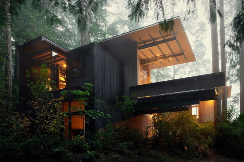 Arhitectul Jim Olson a petrecut 55 de ani renovandu-si cabana din Puget Sound
