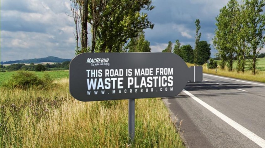 Compania care transformă plasticul în șosele, poate chiar mai durabile decât cele tradiționale