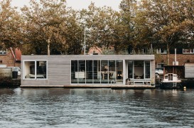 O casă plutitoare, care oferă o priveliște spectaculoasă 