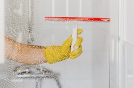 Ce soluții de curățare folosim pentru a nu deteriora finisajele