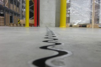 Istoria și evoluția rosturilor pentru pardoseli industriale