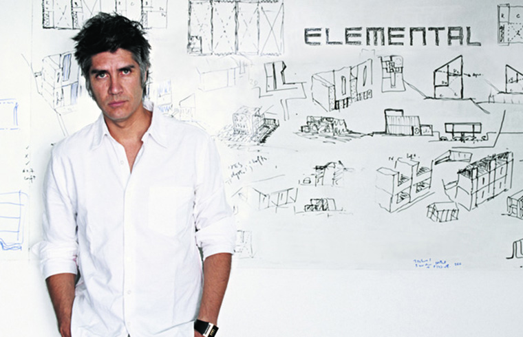 Arhitectul Alejandro Aravena este laureatul prestigiosului Premiu Pritzker 2016