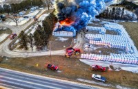 Sistem de stingere a incendiilor cu bioxid de carbon, pentru incintele cu volum mare 