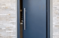 Ușa de exterior din aluminiu: checklist de șantier – toleranțe, etanșare, prag