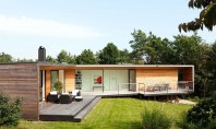 O casă de vacanță elegantă deschisă spre natura înconjuratoare Firma de arhitectura suedeza Johan Sundberg Arkitektur