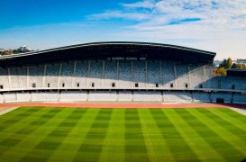 Cum să alegi tipul potrivit de teren sportiv: gazon natural sau sintetic?