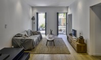 Duplex cu spații optimizate, minimaliste și elegante