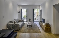 Duplex cu spații optimizate, minimaliste și elegante