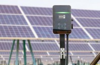 Cum să alegi sistemul fotovoltaic ideal pentru alimentarea mașinii tale electrice