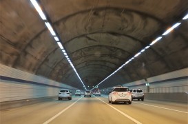 Bulgaria construieste un tunel rutier lung de 2 kilometri, cel mai mare din aceasta tara