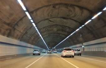 Bulgaria construieste un tunel rutier lung de 2 kilometri, cel mai mare din aceasta tara