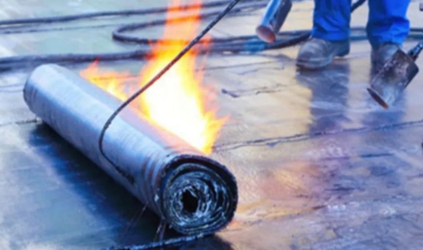 Eliminarea produselor cu emisii ridicate de carbon în hidroizolația de nivel inferior