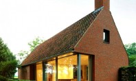 O locuință modernă într-o anvelopantă tradițională Arhitectii olandezi de la Bedaux de Brouwer sunt autorii acestei