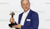 VELUX Commercial a câștigat aur la „Arhitects’ Darling Award” Săptămâna trecută VELUX Commercial a fost premiat