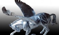 Pegasul din oțel și zinc Domnul Zavaczki Walter Levente artist al oțelului pune pasiune în fiecare