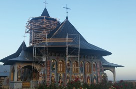Lucrarile Expo Test Construct continua la Manastirea Alexandru Vlahuta din judetul Vaslui