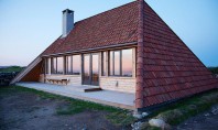 Casă norvegiană renovată în stil nou dar și cu elemente vechi Aceasta cabana veche de cincizeci