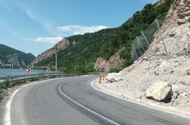 Soluții pentru protecția &icirc;mpotriva căderilor de pietre și stabilizarea versanților: de la bariere flexibile la plase 