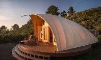 Un cort modern autonom cu interioare confortabile Cortul Autonomous Tent este o structura de campare autonoma