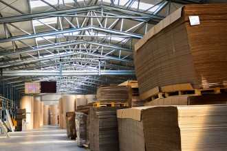 Cum alegi o hală de depozitare eficientă &icirc;n funcție de domeniul activității afacerii tale? 