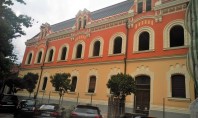 Cum arată azi Palatul Episcopal Greco-Catolic din Oradea mistuit de flăcări acum doi ani "Reabilitarea fatadei
