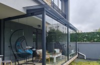 &Icirc;nchideri terase sticlă glisantă tip armonică &ndash; flexibilitate și transparență cu sistemul BKST