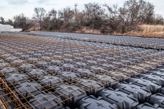 Prima placă aerată pentru o construcție industrială din structură metalică ușoară