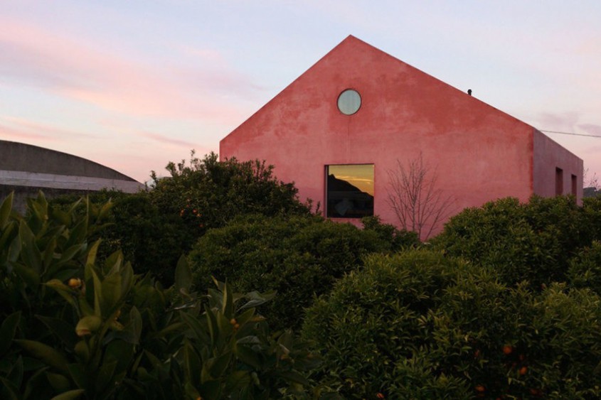 O cramă portugheză transformată în casă modernă