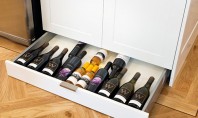 Soluții pentru a depozita sticlele de vin în bucătărie Indiferent daca primiti frecvent musafiri sau organizati