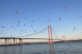 Un pod colosal între Europa şi Asia