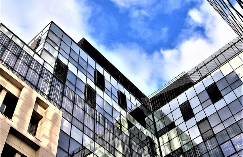 SPECTRUM INOVATIV & INDUSTRIES - proiecte noi din 2016: Center Square, Alecsandri 8