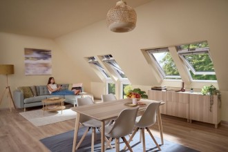 VELUX Rom&acirc;nia: Ferestrele de mansardă cu acționare electrică devin noul standard pe piață