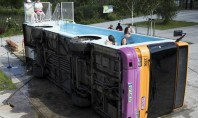 Un autobuz vechi a fost transformat într-o piscină încăpătoare Iata ce a facut in urma cu