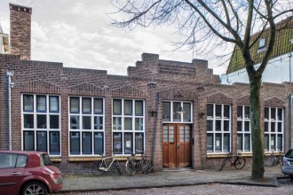 Casă amenajată în clădirea unei foste grădinițe