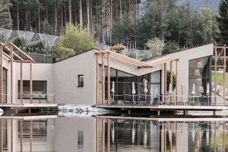 Hotel de lux pe malul unui lac promite o re&icirc;ntoarcere &icirc;n natură
