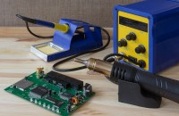Cum alegi stații de lipit profesionale pentru electronică 10 criterii pe care să le ai în