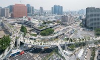 Autostradă suspendată transformată în "oraș al plantelor" Echipa de arhitecti de la MVRDV a transformat o